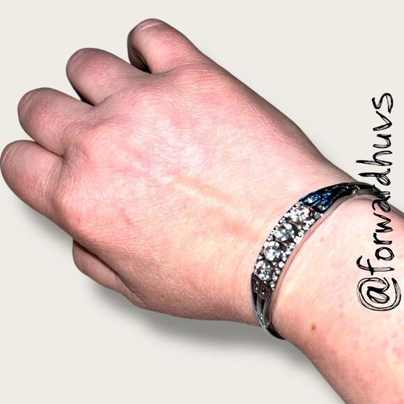 Vintage Silver Tone Rhinestone Bracelet 6 3/4” - Picture 1 of 7